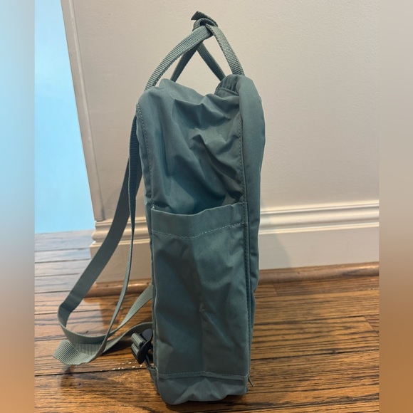 Kånken Mini Backpack Frost Green - Picture 8 of 12